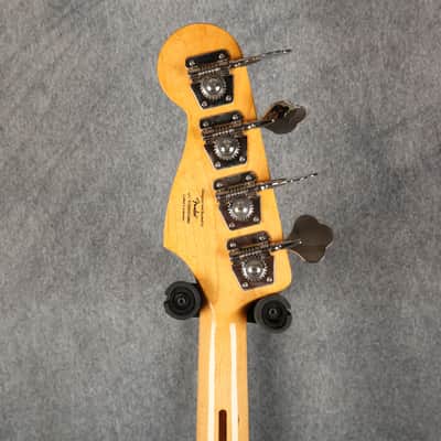 Squier Classic Vibe 70s Jazz Bass - 3 Tone Sunburst - 2nd Hand (166177) image 5