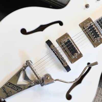 2022 Gretsch G7593T-BD Billy Duffy Signature Falcon w/ Bigsby Hollow-Body Electric Guitar White + COA OHSC image 5