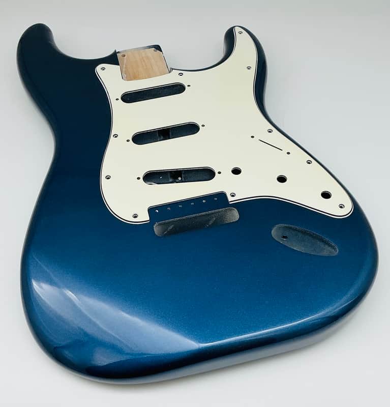 Show Me Nitro Finishes 3lbs 12oz Nitro Lacquer S-Style - Dark Lake Placid Blue image 1
