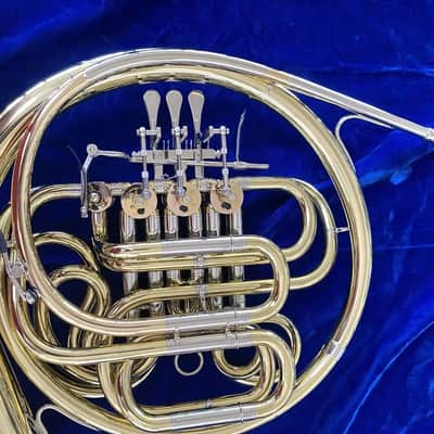New Alexander 1103MAL-HG Double French Horn in Yellow Brass,Lacquered,Cut Bell,Hand Hammered Bell Spout; with Mouthpiece, Care Kit image 17