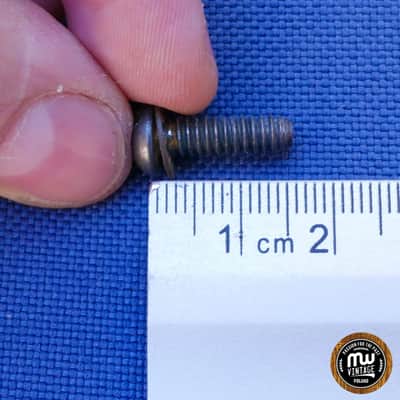 Camco Lugs Mounting Screws 32 Pieces Long image 6