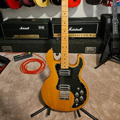 Peavey T-60 with Maple Fretboard 1978 - 1988 - Natural image 1