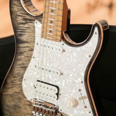 SUHR Standard Plus HSS Trans Charcoal Burst Roasted MN image 7