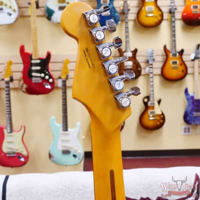 Fender American Ultra Stratocaster HSS Rosewood Fingerboard Ultraburst image 8
