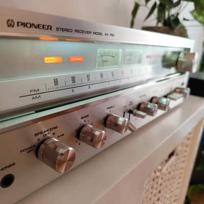 Pioneer SX-750 Stereo Receiver (1976-78) image 4