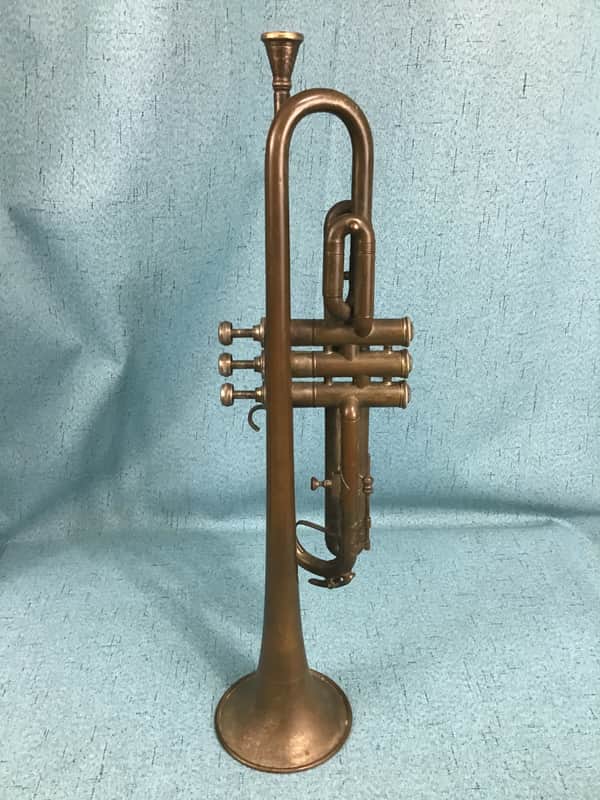 Holton (Kelton) American Pride 1920-1940 - Brass image 1