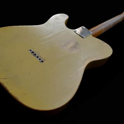 Dax&Co. 50's Esquire 2018 Vintage Blonde W/ Fender Telecaster Parts, FAT Neck, Bakelite Guard & Case image 5