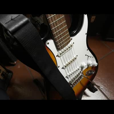GEWA RC-100 VGS Pure Series Electric Guitar 3-Tone Sunburst w/ Bag and Strap image 3