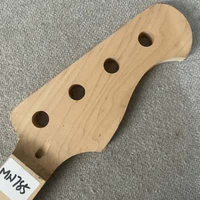 Maple Wood 4 String Fretless Bass Guitar Neck image 2