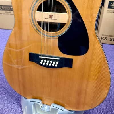 YAMAHA FG411 acoustic guitars for sale in USA | guitar-list