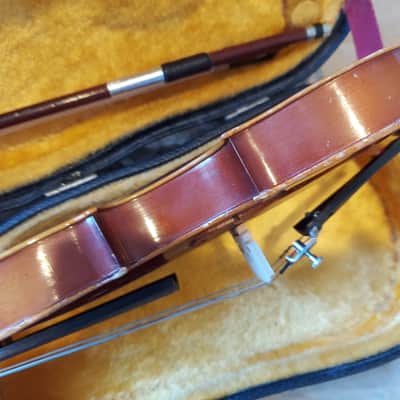 Suzuki Model 220 (1/10 Size) Violin, Japan 1975, with case & bow image 12