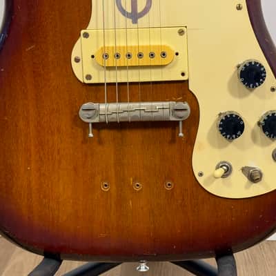 Epiphone Olympic Double Batwing Headstock with Maestro 1963- 1970 - Sunburst image 4