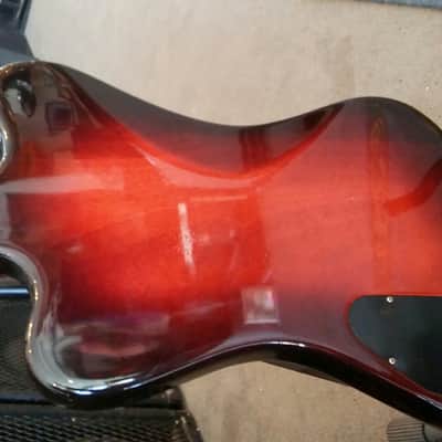 Gibson Thunderbird IV 1966 Sunburst image 15