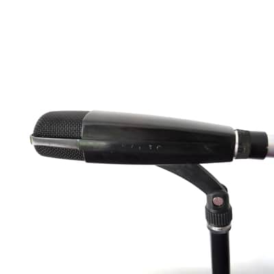 Sennheiser MD 421-U-4 Cardioid Dynamic Microphone image 3