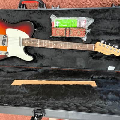 Fender American Standard Telecaster with Rosewood Fretboard 2008 - 2016 - 3-Color Sunburst image 7