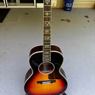 Gibson Acoustic Dealer Select Herringbone L-00 Acoustic-electric Guitar - Triburst Dealer Select Herringbone L-00 Acoustic-electric Guitar - Triburs 2025 - Tri-Burst image 1