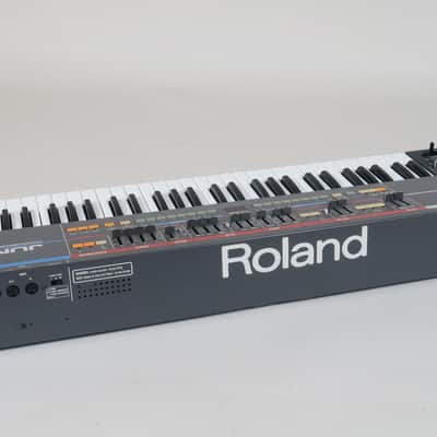 Roland Juno-106 Programmable Polyphonic Synthesizer with 6 new voice chips (serviced) imagen 5