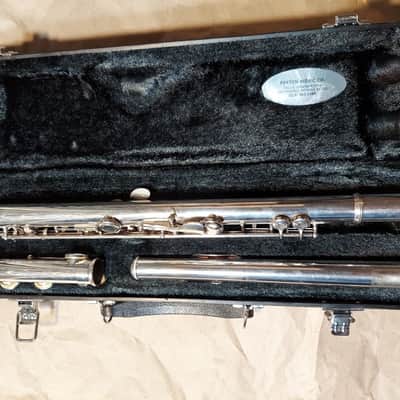 Yamaha YFL-225SII Flute, Japan, Good image 4