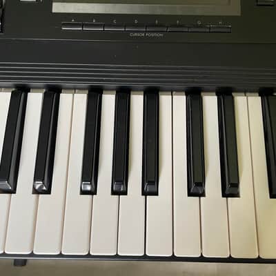 Korg M1 61-Key Synth Music Workstation 1990s - Black image 8