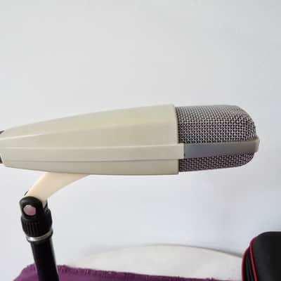 Sennheiser/ Telefunken MD 421-2 Cardioid Dynamic Microphone image 4