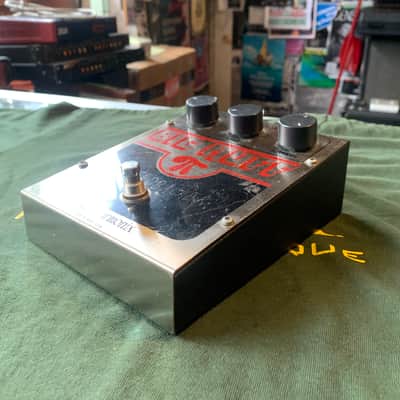 Electro-Harmonix Big Muff Pi V5 modified power input Bild 2