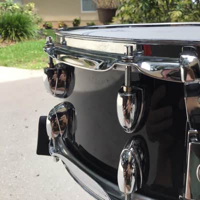 5.5x14 Yamaha Oak Custom Snare drum w/Protection Racket bag. image 11