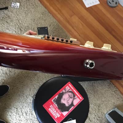 Fender American Deluxe Stratocaster 2006 60th Anniversary Aged Cherry Burst image 4