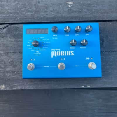 Strymon Mobius 2012 - Present - Blue imagen 1