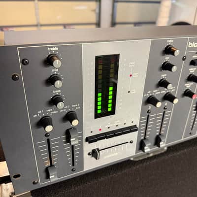 BIAMP DJ5600 STEREO CLUB DJ PRO DISCO MIXER DJ 5600 MADE IN USA 19" RACKMOUNT image 2