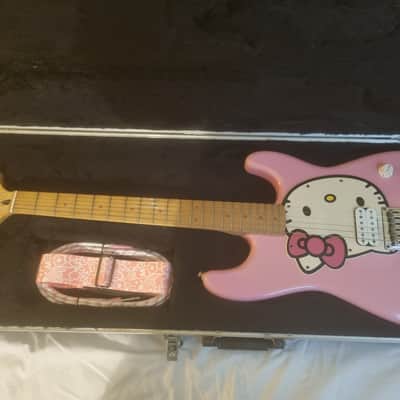 Squier Hello Kitty Stratocaster 2006 - 2009 - Pink image 4