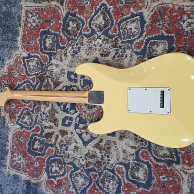 Used Fender Stratocaster (partscaster) buttercream w/case image 3