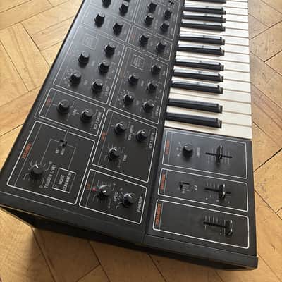 Immagine Yamaha CS-15 Duophonic Synthesizer 1978 - 1982 - Black - 2