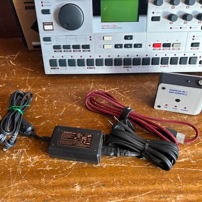 ELEKTRON Machinedrum SPS-1 UW+ Mk II w/ box, power supply, MIDI Interface image 13
