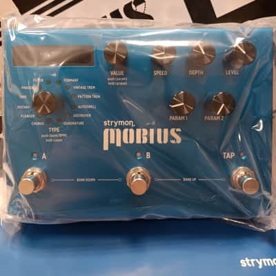 Strymon Mobius 2012 - Present - Blue image 2