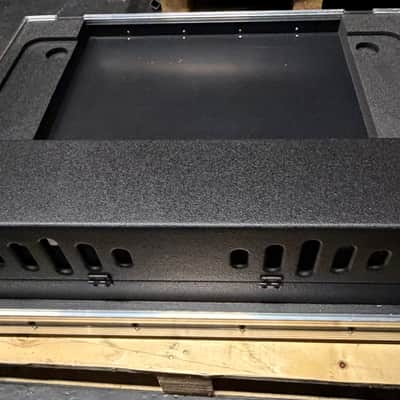Immagine Allen & Heath Avantis 64 Channel Digital Mixing Console with option cards - 5