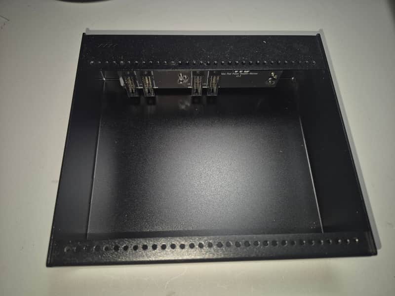 4MS Pod34X Desktop Eurorack Case - 3U / 34HP (Powered) image 1