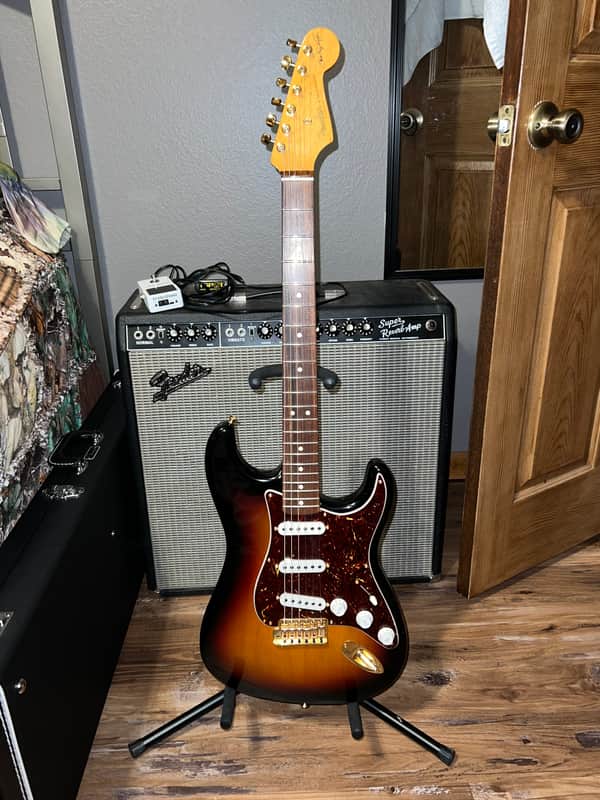 Fender Stevie Ray Vaughan Stratocaster with Genesis DFW Pickups
