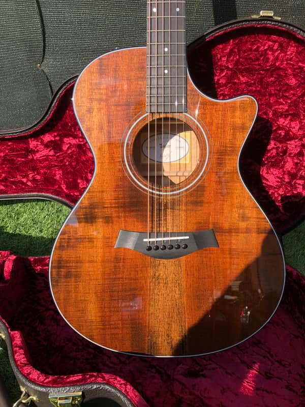 Taylor 422ce Koa LTD image 1