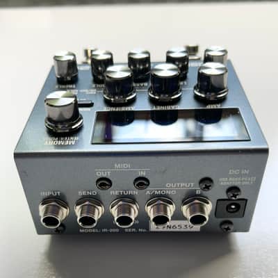 Boss IR-200 Amp and IR Cabinet image 3
