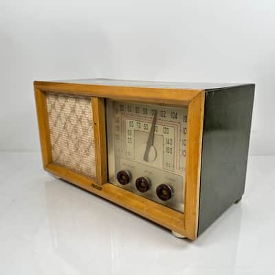 Philco Tube AM/FM Radio Model 50-926 image 4