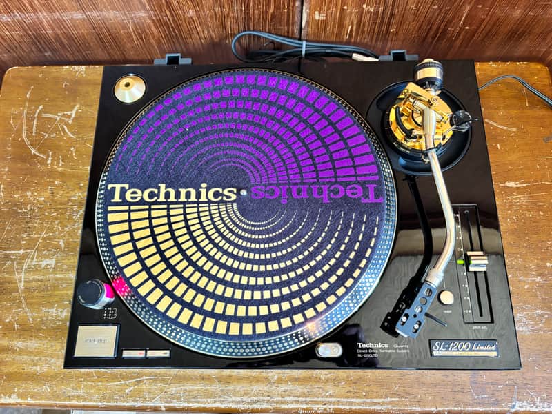 Technics SL-1200 LTD Limited Edition Gold Turntable SL-1200MK3 image 1