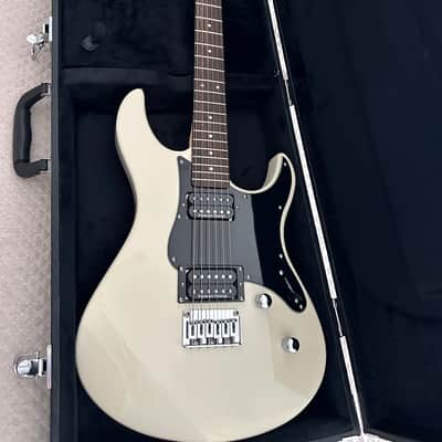 Yamaha Pacifica 120H Vintage White mit Seymour Duncan Hot Rodded Humbucker Set image 1