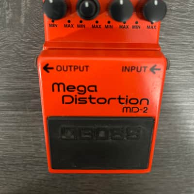 Boss MD-2 Mega Distortion (Silver Label) 2001 - Present - Red image 4