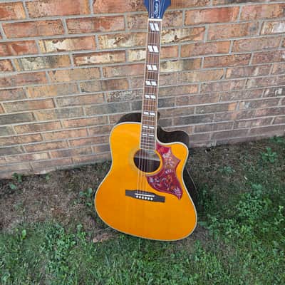 New Epiphone Hummingbird Studio Electric Cutaway Acoustic-electric Guitar Antique Natural Deluxe Hardshell Case Included image 1