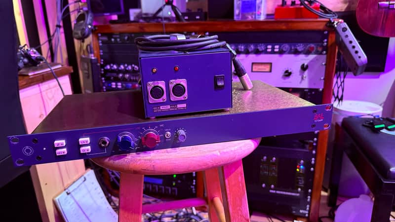 BAE 1073MPF Single Channel with PSU 2010s - Blue image 1