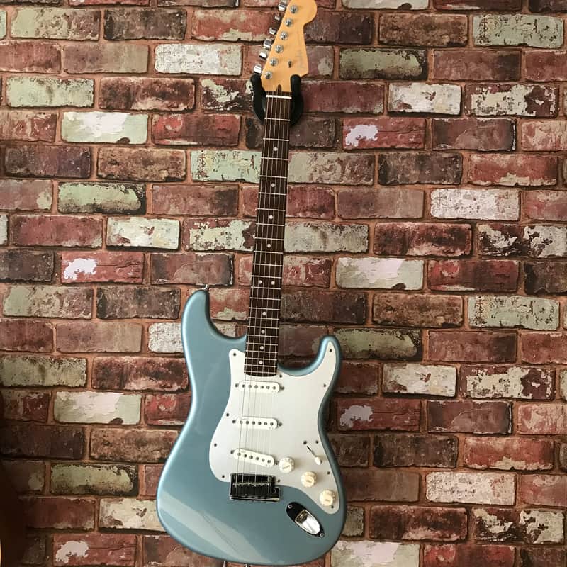 Fender FSR American Deluxe Stratocaster 2012 image 7
