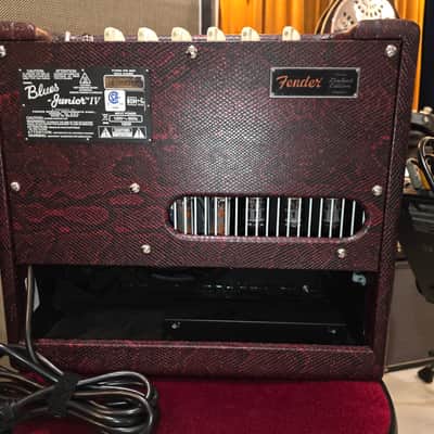 Fender Blues Jr IV Red Snakeskin Limited Edition Nice! image 4