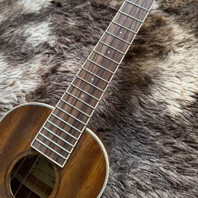 Kala KA-KCG Hawaiian Koa Series Concert Ukulele - Gloss Natural image 4