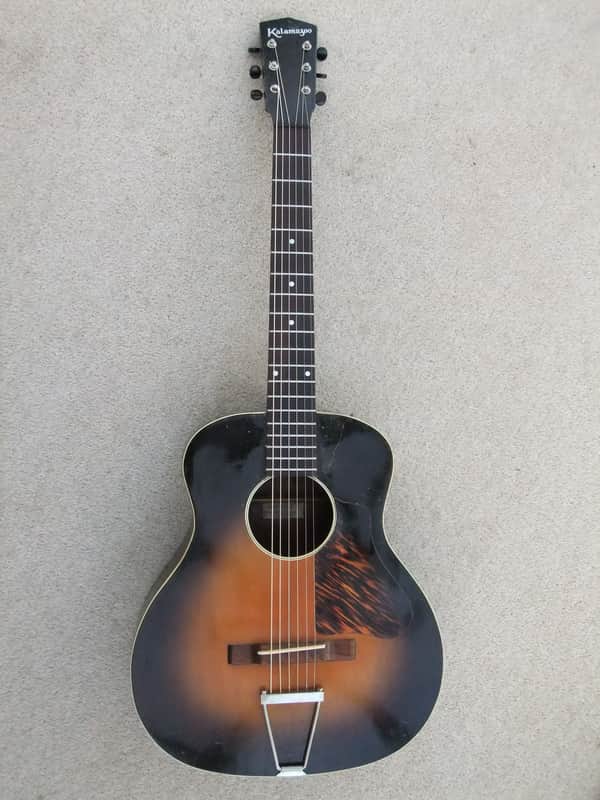 Gibson Kalamazoo 1938 Antique Brown Sunburst with Hardcase. image 1