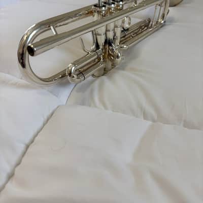 Jupiter JTR1100R Intermediate Bb Trumpet - Silver image 3